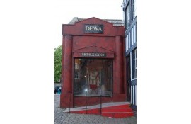 Dewa Roman Experience 