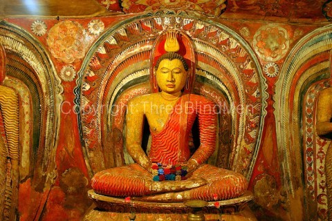 Dhegal Doruwa Buddha Statues