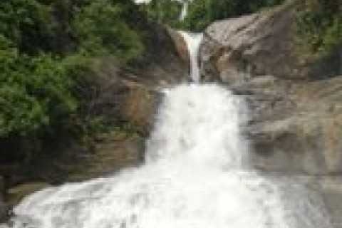 Bopath Ella Falls