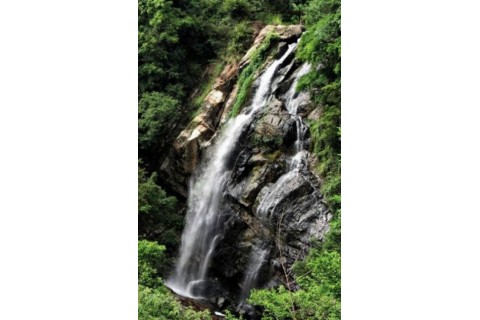 Arawakumbura Dunhinda Falls