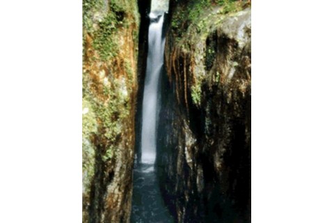 Gal Oruwa Falls